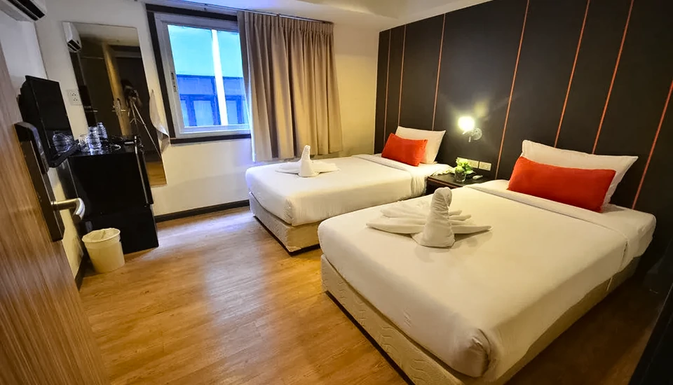 هتل اچ 2 بانکوک